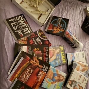 Jillian Michaels & Insanity Max 30 Workout DVD Bundle with Accessories